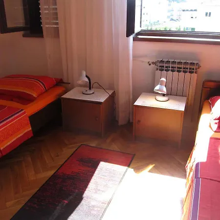 Rina V Appartement Pula