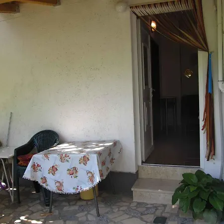 Rina V Appartement Pula