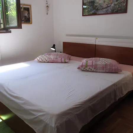 Appartement Rina V *